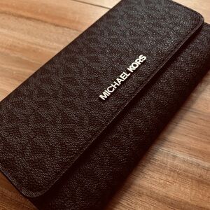 Michael Kors Jet Set Travel Leather Large Trifold Wallet Clutch Black